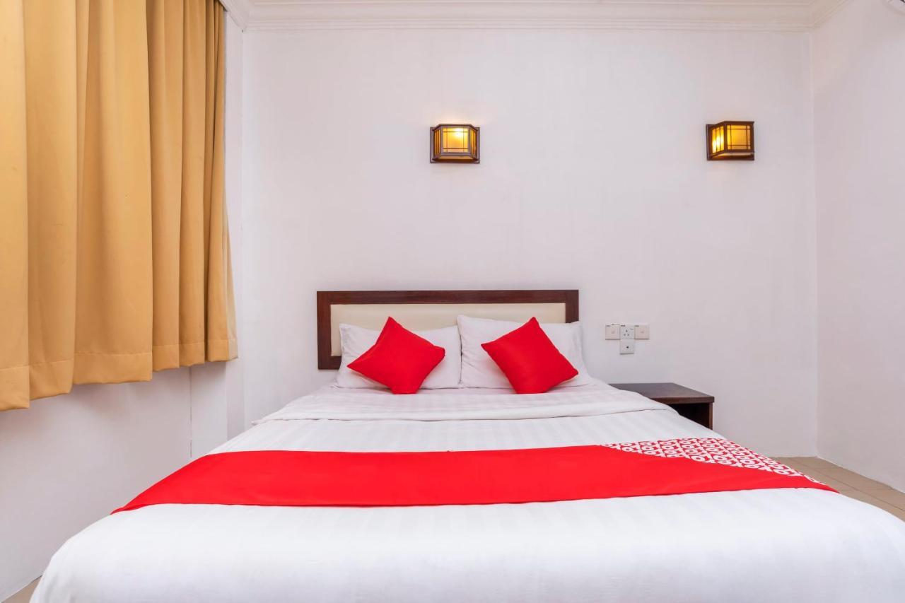 Super Oyo 1114 Neo Pegasus Hotel Segamat Exteriör bild