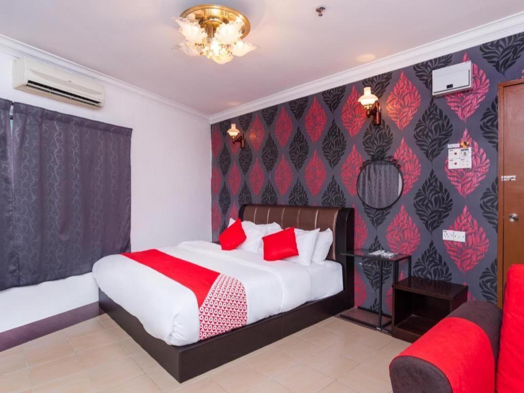 Super Oyo 1114 Neo Pegasus Hotel Segamat Exteriör bild