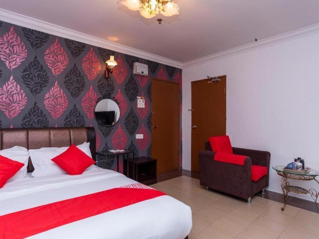 Super Oyo 1114 Neo Pegasus Hotel Segamat Exteriör bild