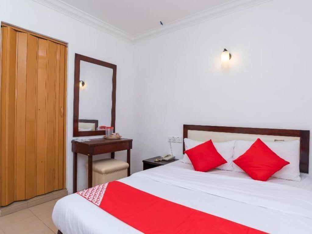 Super Oyo 1114 Neo Pegasus Hotel Segamat Exteriör bild