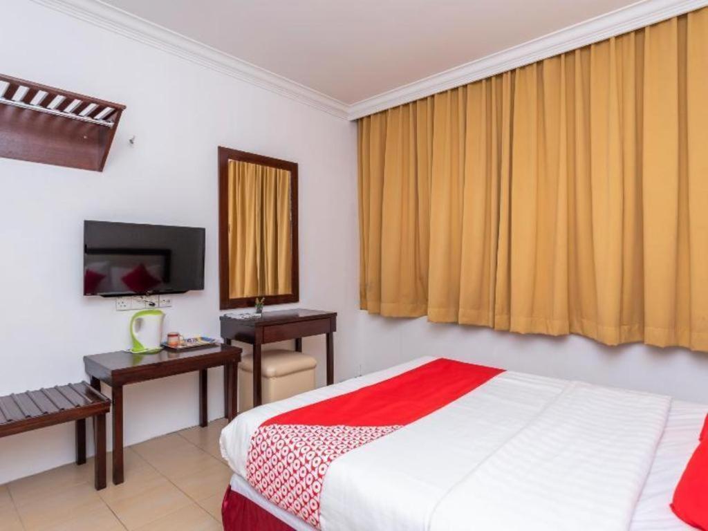 Super Oyo 1114 Neo Pegasus Hotel Segamat Exteriör bild