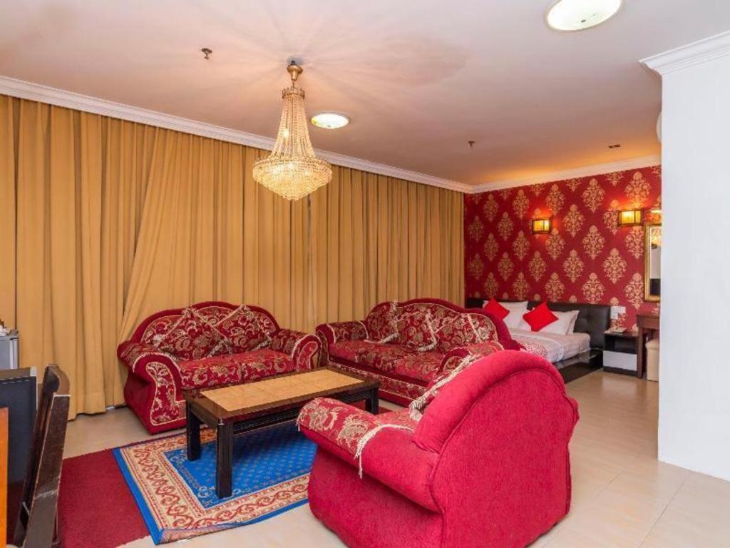 Super Oyo 1114 Neo Pegasus Hotel Segamat Exteriör bild